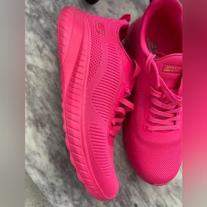Skecher hot pink sneakers